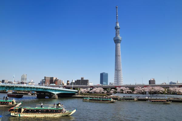 春のうららの隅田川