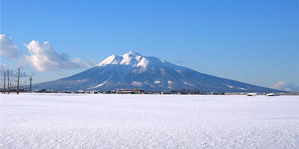 津軽富士として親しまれる岩木山