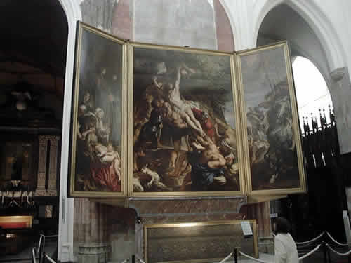 アントワープ大聖堂（ベルギー）の絵画「キリスト昇架」