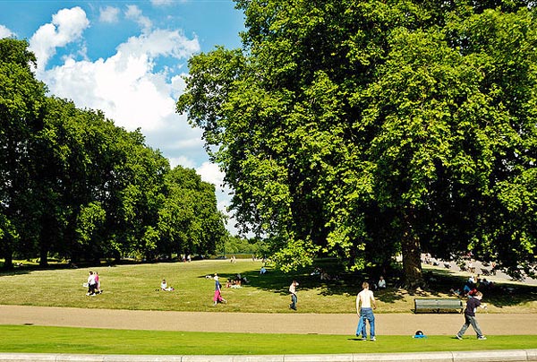 ロンドンの王立公園ハイドパーク Hyde Park