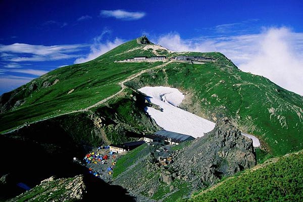 白馬山荘と白馬岳頂上宿舎