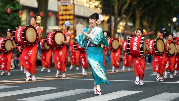 盛岡さんさ踊り パレード
