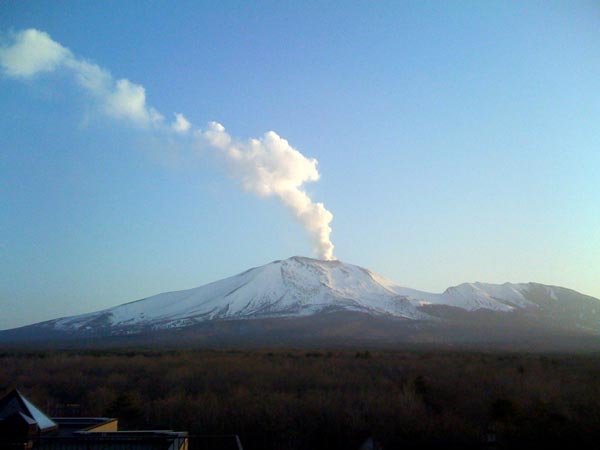 浅間山の噴煙