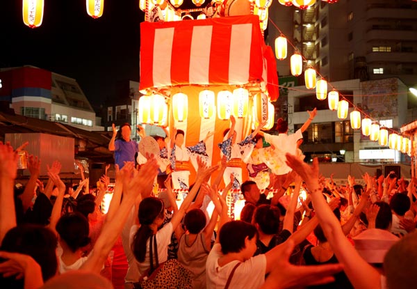 盆踊り 祭りのやぐら